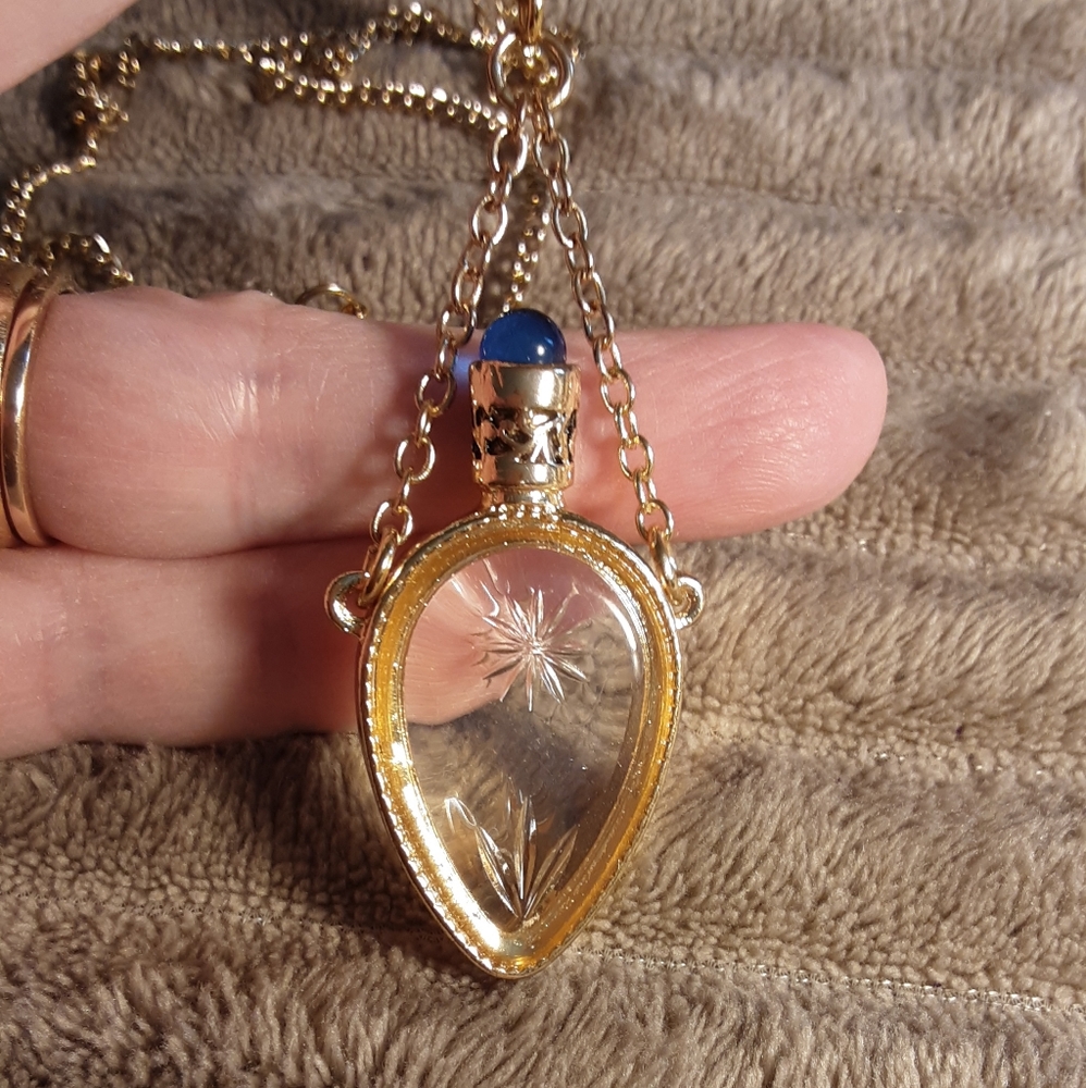 Handmade  Victorian Style Perfume Bottle Necklace Goldtone